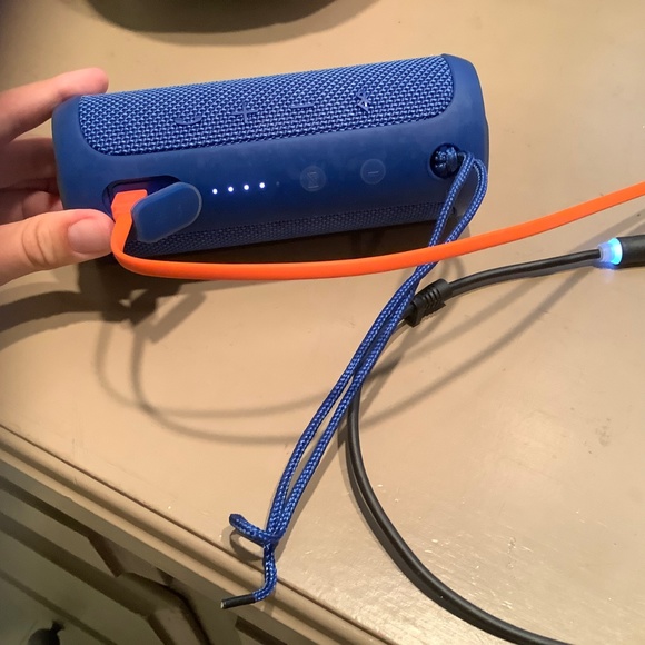 Speaker - Picture 5 of 5